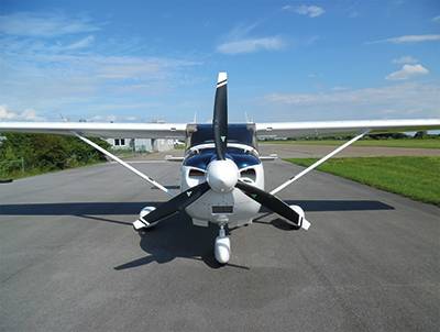 02_Kollektionen/Lösungen und Produkten/cessna_t182.jpg